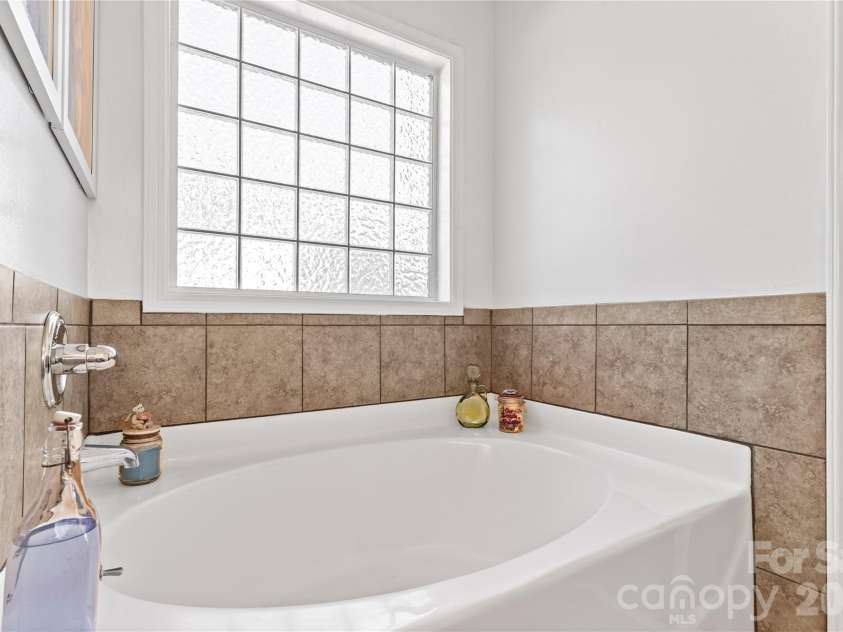 1530 Danlee Drive, Lancaster, SC 29720.  MLS# CAR4369889, YatesRealty ID 16668. 