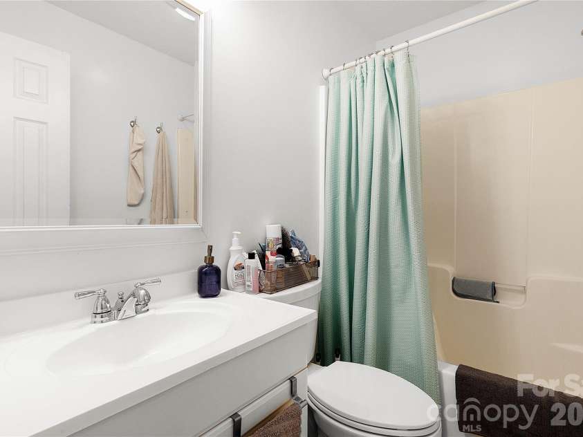 1530 Danlee Drive, Lancaster, SC 29720.  MLS# CAR4369889, YatesRealty ID 16668. 