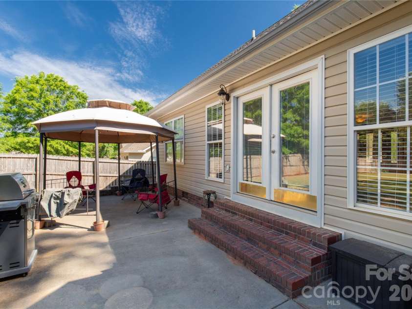 1530 Danlee Drive, Lancaster, SC 29720.  MLS# CAR4369889, YatesRealty ID 16668. 