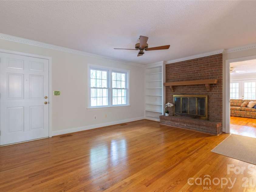 1224 Loop Road, Hookerton, NC 28538.  MLS# CAR4359217, YatesRealty ID 16669. Flex Room