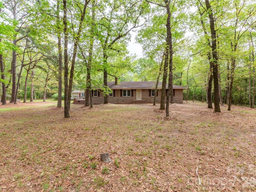 1224 Loop Road, Hookerton, NC 28538.  MLS# CAR4359217, YatesRealty ID 16669. House sit far off the road