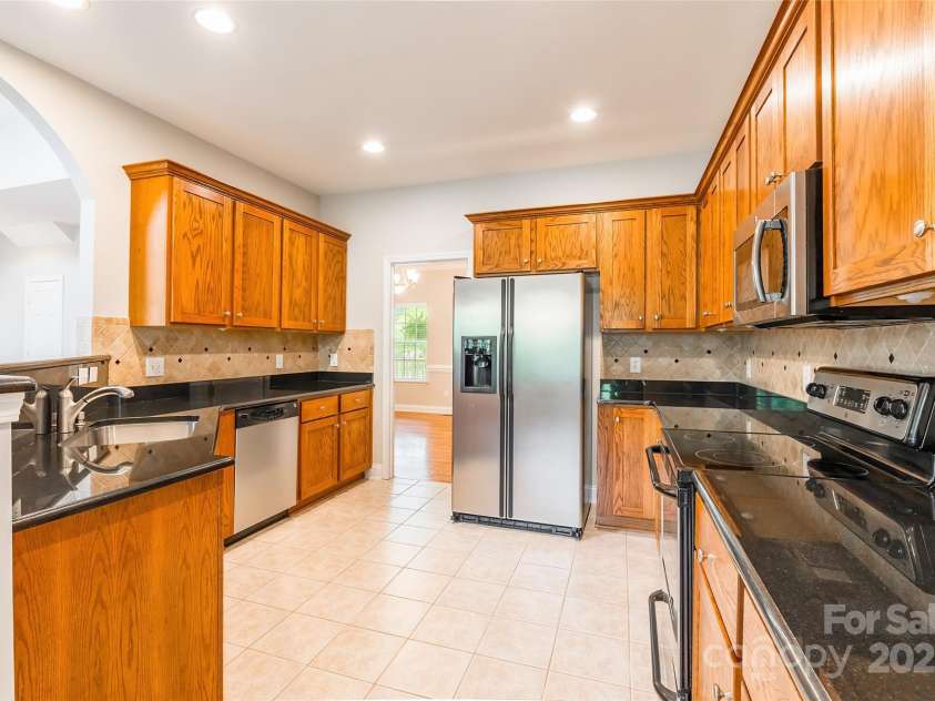 132 Homeplace Lane, Statesville, NC 28625.  MLS# CAR4261459, YatesRealty ID 16669. 