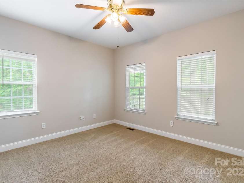 132 Homeplace Lane, Statesville, NC 28625.  MLS# CAR4261459, YatesRealty ID 16669. 