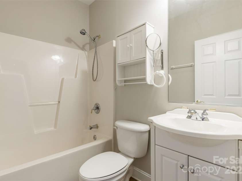 132 Homeplace Lane, Statesville, NC 28625.  MLS# CAR4261459, YatesRealty ID 16669. 