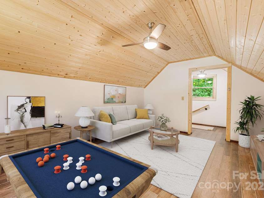 73 Oak Ridge Court, Mars Hill, NC 28754.  MLS# CAR4166537, YatesRealty ID 1667. Virtually staged