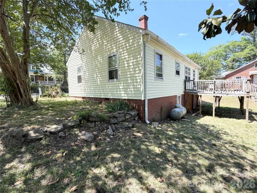 317 NC 742 Highway, Wadesboro, NC 28170.  MLS# CAR4370450, YatesRealty ID 16671. 