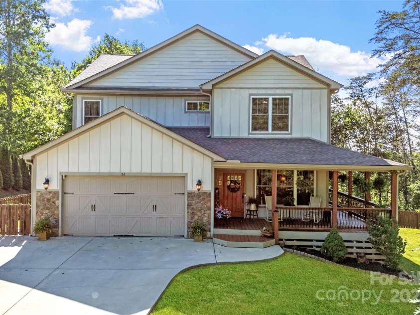 51 Cherry Ridge Lane, Weaverville, NC 28787.  MLS# CAR4261548, YatesRealty ID 16672. 