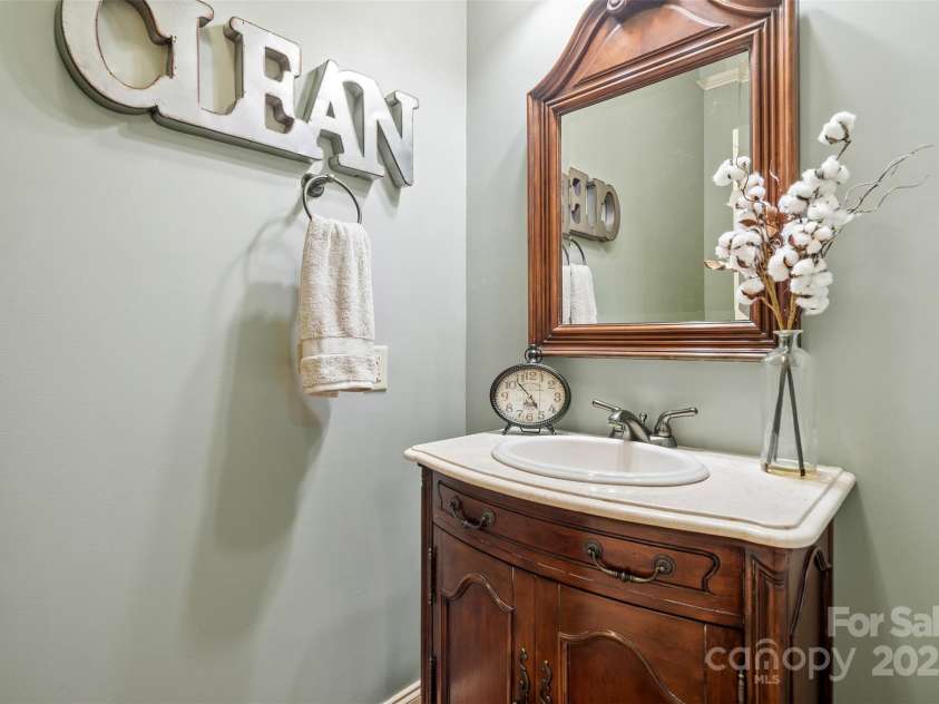 51 Cherry Ridge Lane, Weaverville, NC 28787.  MLS# CAR4261548, YatesRealty ID 16672. 