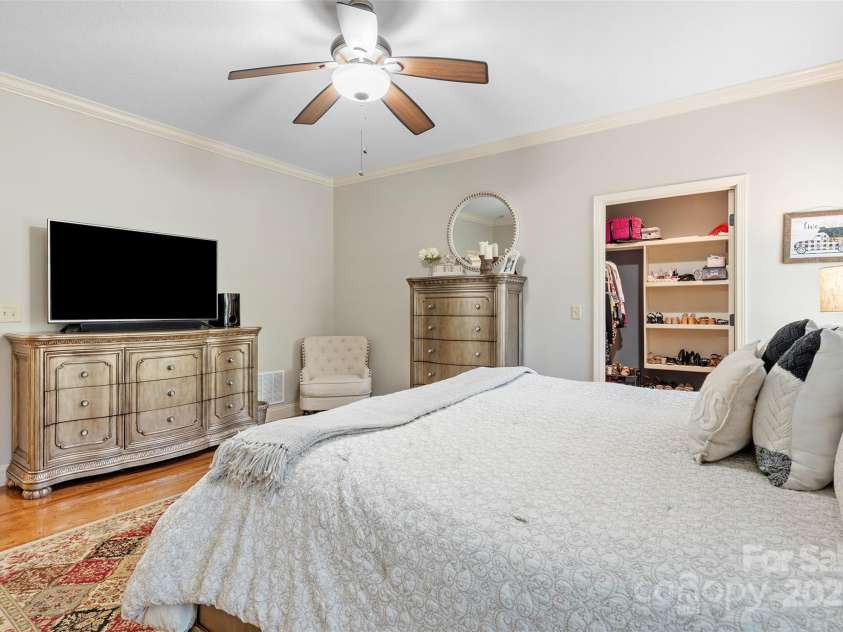51 Cherry Ridge Lane, Weaverville, NC 28787.  MLS# CAR4261548, YatesRealty ID 16672. 