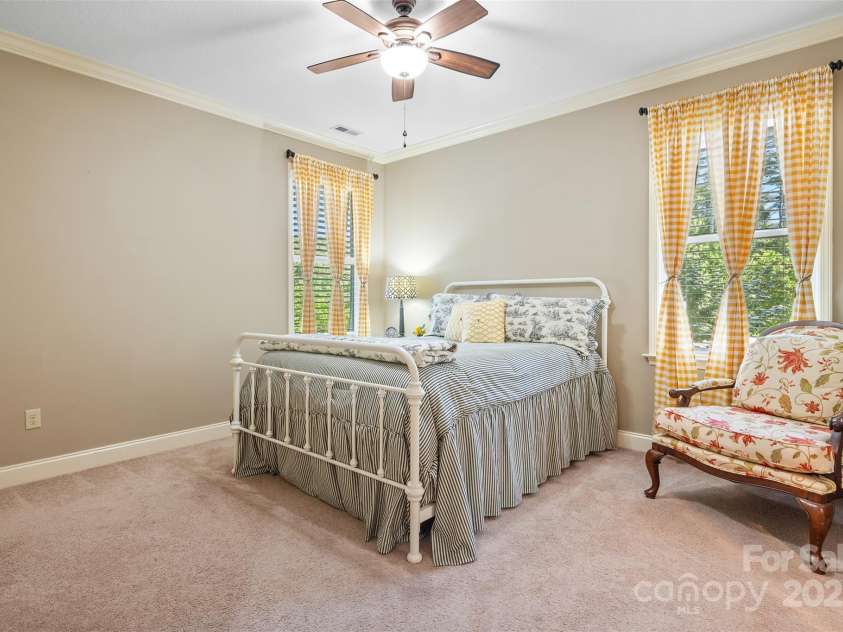 51 Cherry Ridge Lane, Weaverville, NC 28787.  MLS# CAR4261548, YatesRealty ID 16672. 