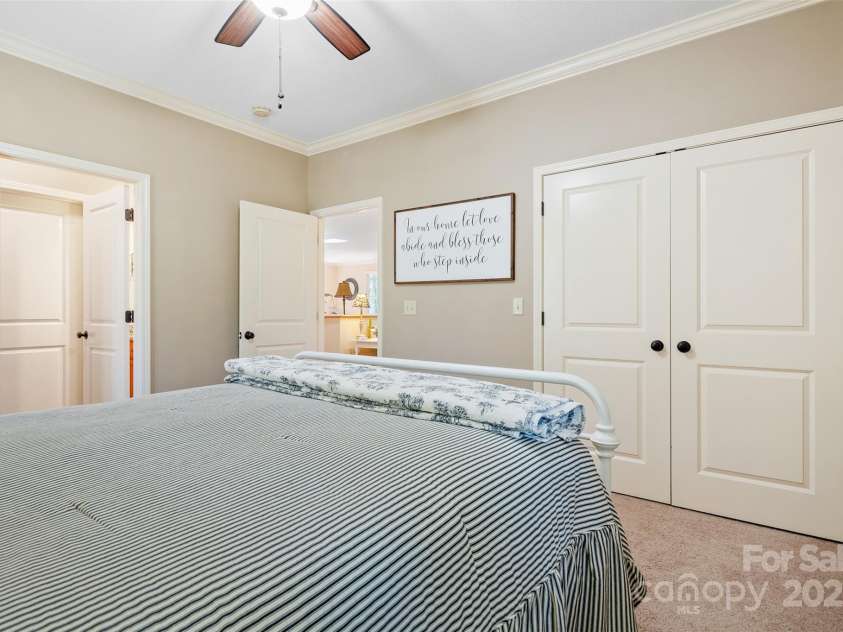 51 Cherry Ridge Lane, Weaverville, NC 28787.  MLS# CAR4261548, YatesRealty ID 16672. 