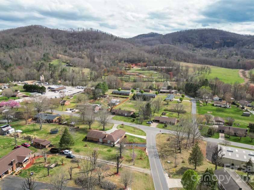 3829 Norman Road, Morganton, NC 28655.  MLS# CAR4238745, YatesRealty ID 16673. 