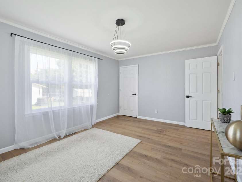 502 Kings Mountain Street, Clover, SC 29710.  MLS# CAR4254881, YatesRealty ID 16674. 