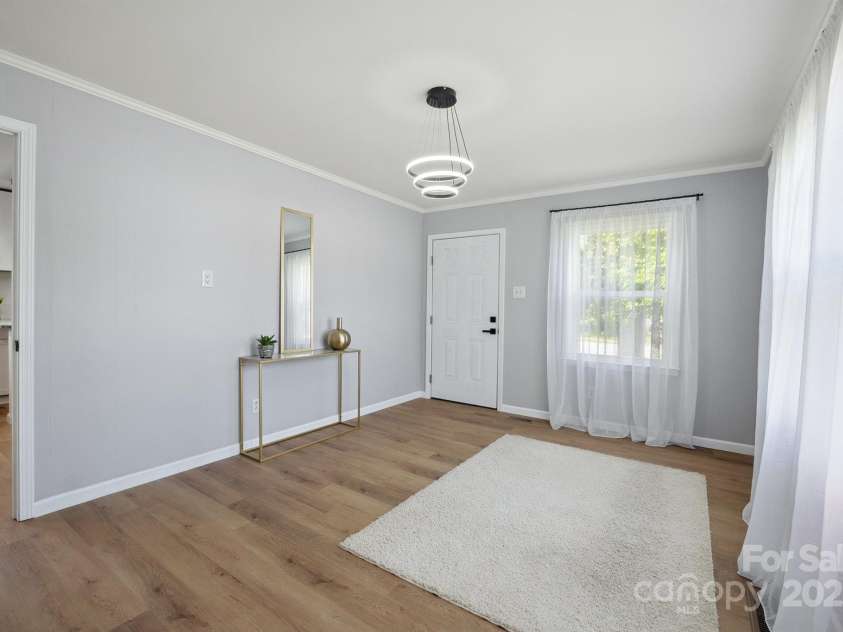 502 Kings Mountain Street, Clover, SC 29710.  MLS# CAR4254881, YatesRealty ID 16674. 