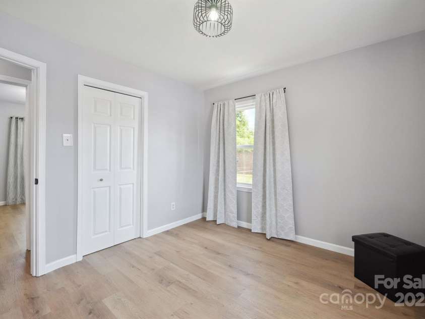 502 Kings Mountain Street, Clover, SC 29710.  MLS# CAR4254881, YatesRealty ID 16674. 