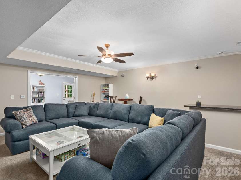 95 Driftstone Circle, Arden, NC 28704.  MLS# CAR4304837, YatesRealty ID 16674. 