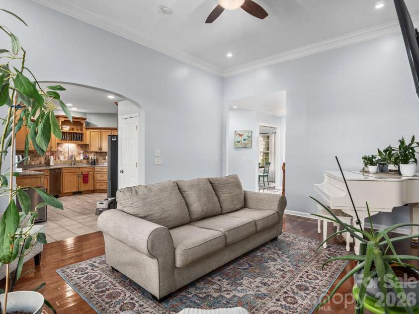 95 Driftstone Circle, Arden, NC 28704.  MLS# CAR4304837, YatesRealty ID 16674. IDEAL MAIN LEVEL FLOORPLAN