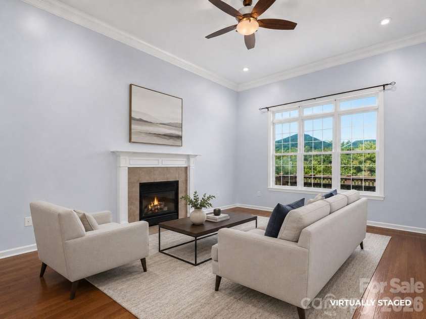95 Driftstone Circle, Arden, NC 28704.  MLS# CAR4304837, YatesRealty ID 16674. LIGHT FILLED LIVING