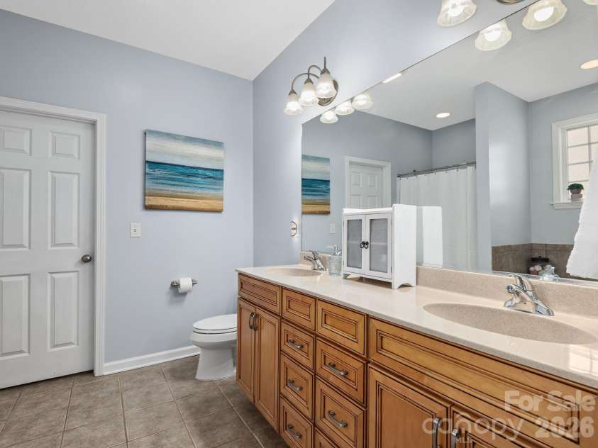95 Driftstone Circle, Arden, NC 28704.  MLS# CAR4304837, YatesRealty ID 16674. SPA-LIKE PRIMARY BATH