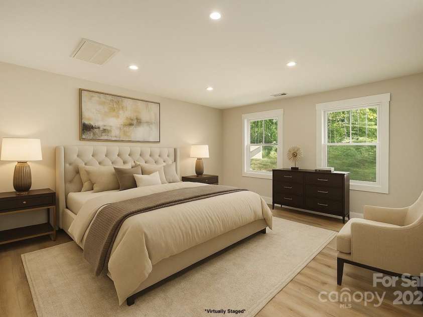 1208 Tarrington Avenue, Charlotte, NC 28205.  MLS# CAR4254274, YatesRealty ID 16676. 