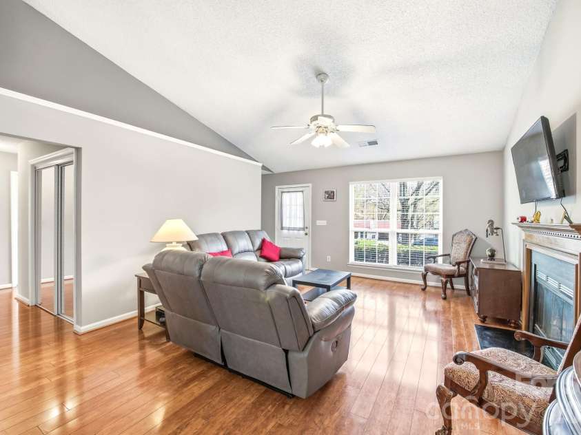 9208 Chislehurst Road, Mint Hill, NC 28227.  MLS# CAR4352582, YatesRealty ID 16676. 
