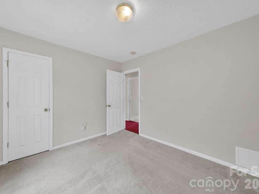 1236 Autumn Breeze Court, Rock Hill, SC 29732.  MLS# CAR4351017, YatesRealty ID 16677. 