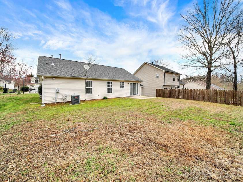 1236 Autumn Breeze Court, Rock Hill, SC 29732.  MLS# CAR4351017, YatesRealty ID 16677. 