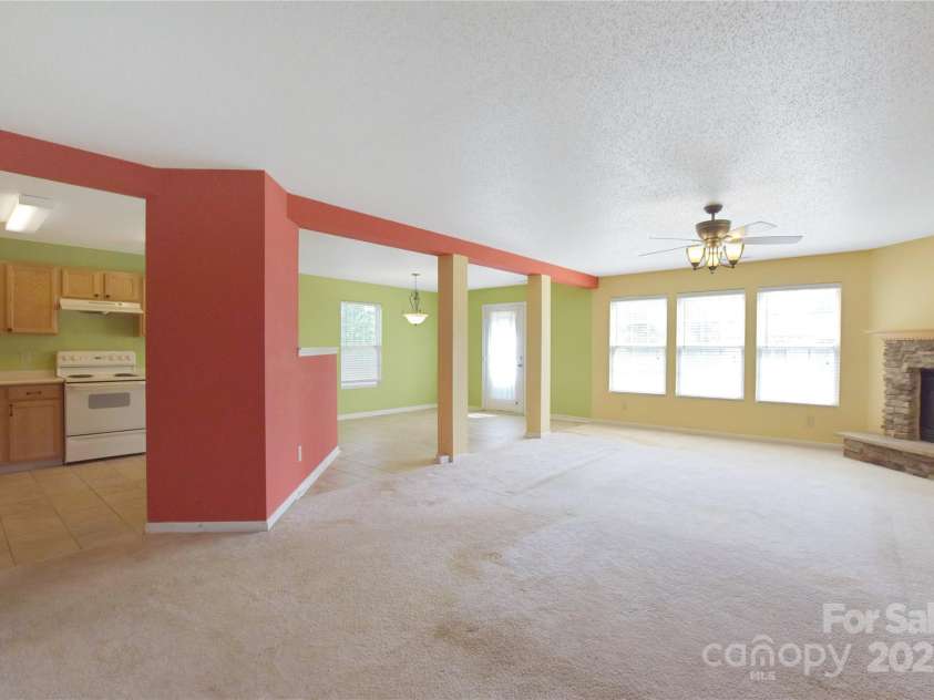 1114 Fenwick Court, Clover, SC 29710.  MLS# CAR4207144, YatesRealty ID 16678. 