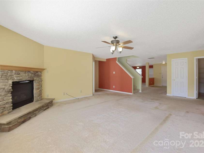 1114 Fenwick Court, Clover, SC 29710.  MLS# CAR4207144, YatesRealty ID 16678. 