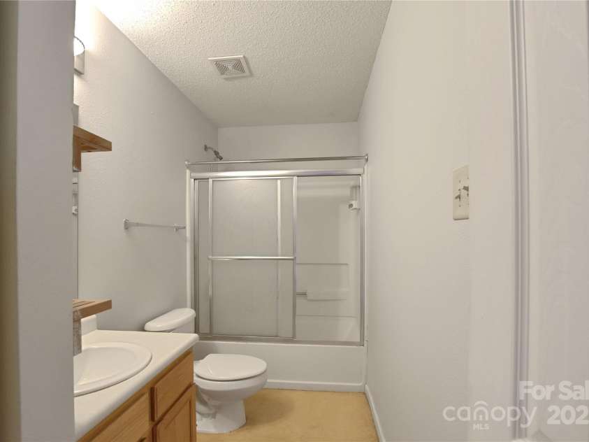 1114 Fenwick Court, Clover, SC 29710.  MLS# CAR4207144, YatesRealty ID 16678. 