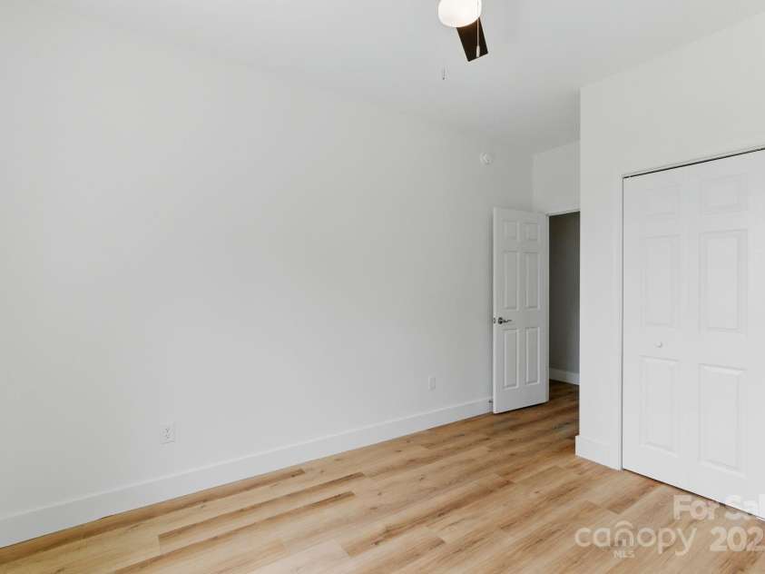 192 Plato Place, Etowah, NC 28729.  MLS# CAR4263231, YatesRealty ID 16679. 