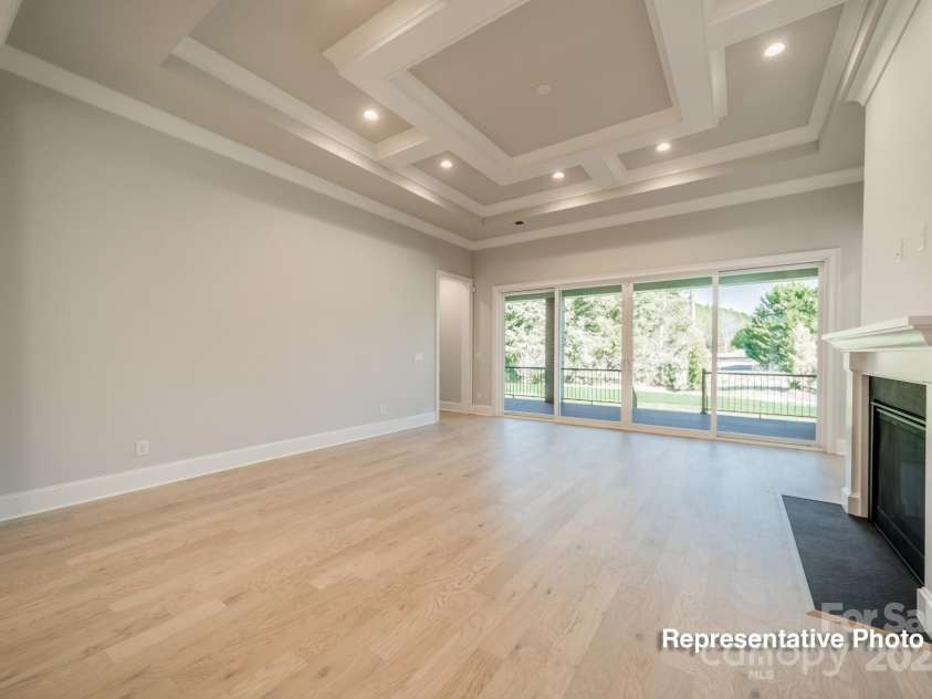 402 Turtleback Ridge, Matthews, NC 28104.  MLS# CAR4302443, YatesRealty ID 1668. 