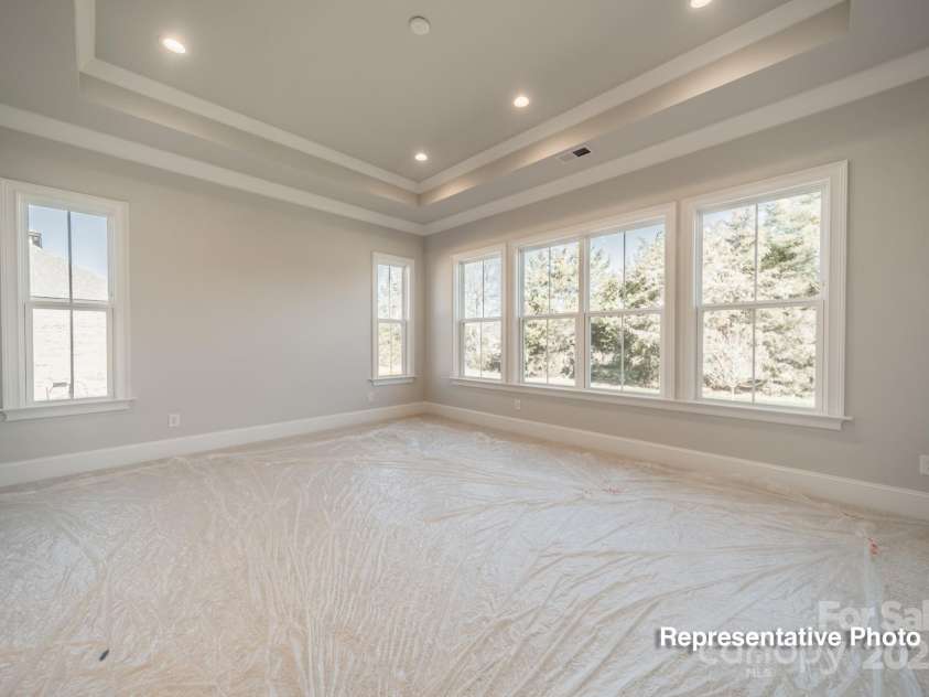 402 Turtleback Ridge, Matthews, NC 28104.  MLS# CAR4302443, YatesRealty ID 1668. 