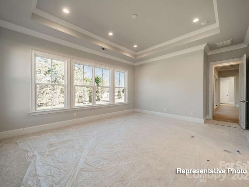 402 Turtleback Ridge, Matthews, NC 28104.  MLS# CAR4302443, YatesRealty ID 1668. 