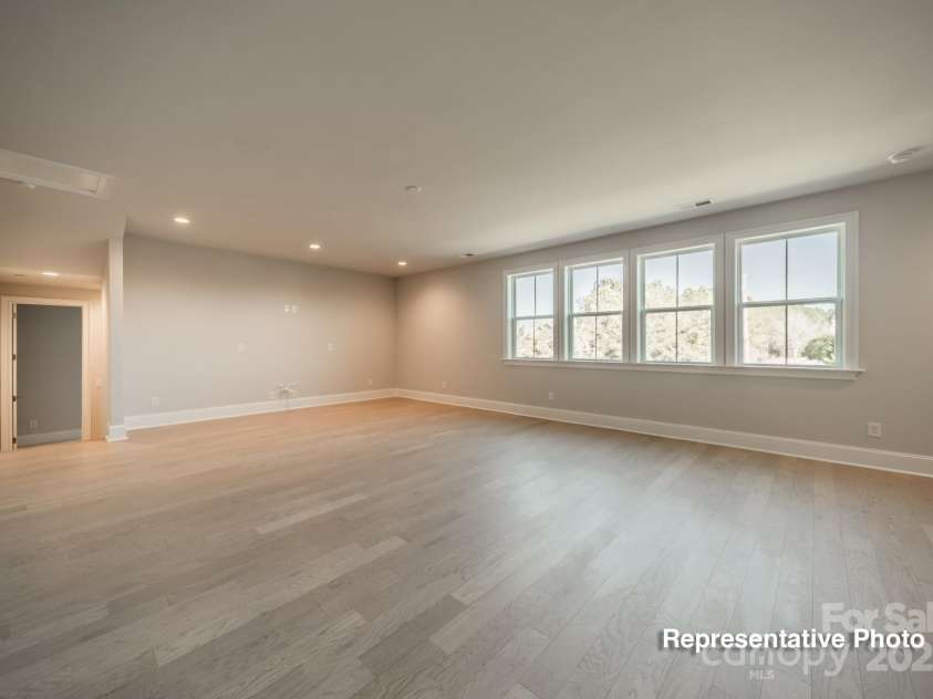 402 Turtleback Ridge, Matthews, NC 28104.  MLS# CAR4302443, YatesRealty ID 1668. 