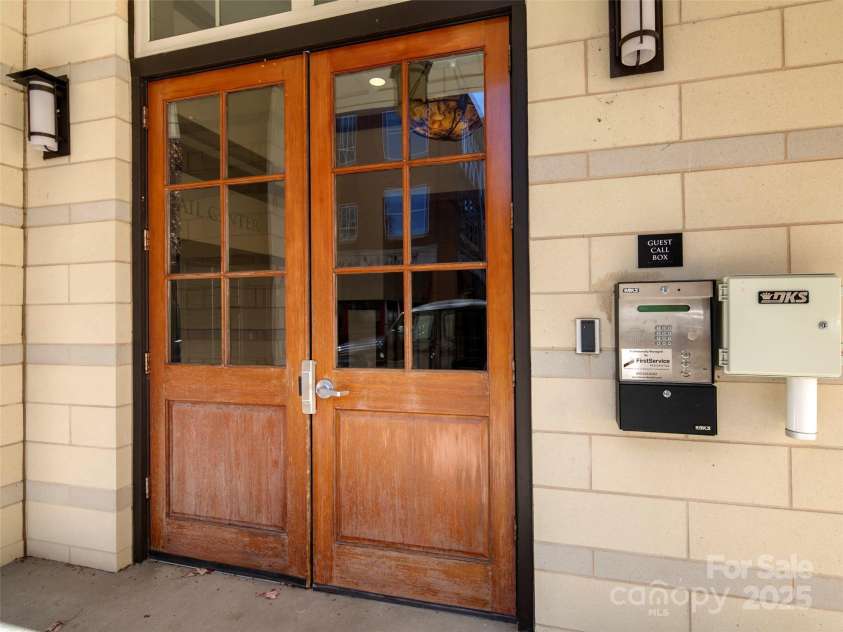 5 Farleigh Street, Asheville, NC 28803.  MLS# CAR4316504, YatesRealty ID 16680. Front Entrance Door