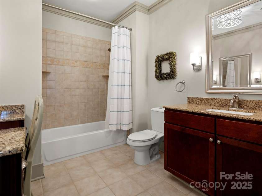 5 Farleigh Street, Asheville, NC 28803.  MLS# CAR4316504, YatesRealty ID 16680. Guest Bath 