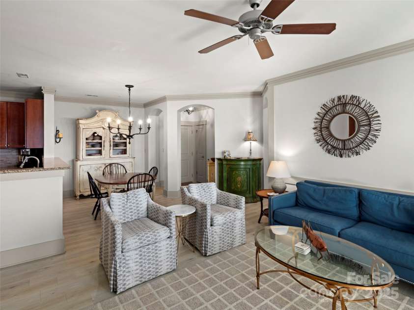 5 Farleigh Street, Asheville, NC 28803.  MLS# CAR4316504, YatesRealty ID 16680. Open floor plan, Living,Dining and Foyer