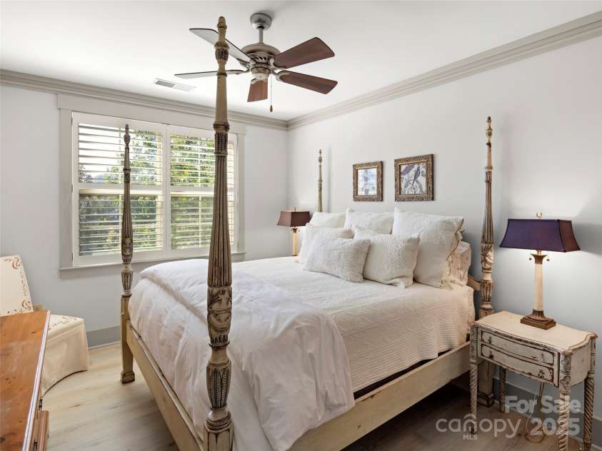 5 Farleigh Street, Asheville, NC 28803.  MLS# CAR4316504, YatesRealty ID 16680. Primary Bedroom