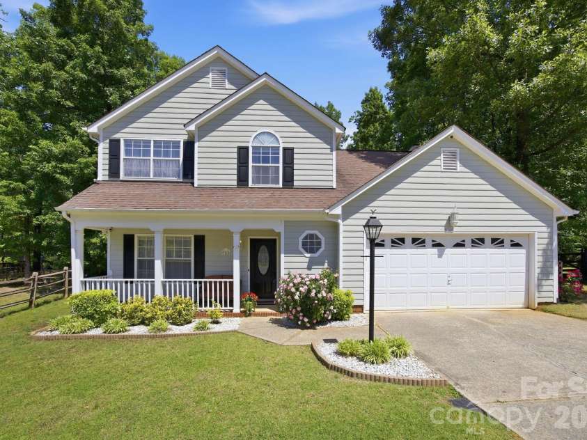 3514 Brooktree Lane, Indian Trail, NC 28079.  MLS# CAR4371815, YatesRealty ID 16683. 