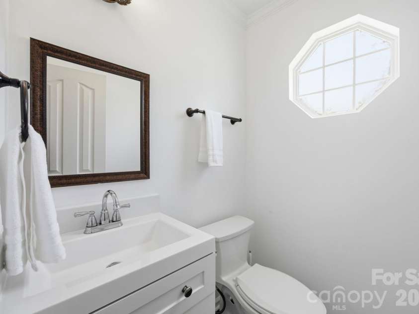 3514 Brooktree Lane, Indian Trail, NC 28079.  MLS# CAR4371815, YatesRealty ID 16683. 