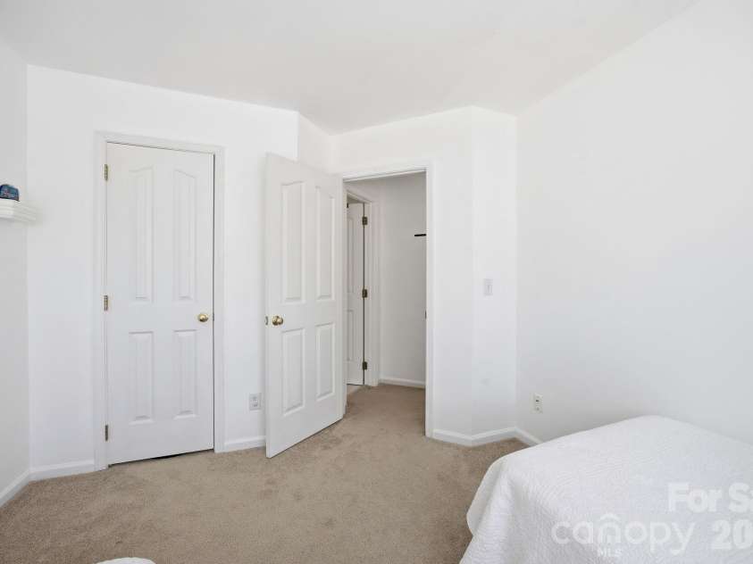 3514 Brooktree Lane, Indian Trail, NC 28079.  MLS# CAR4371815, YatesRealty ID 16683. 