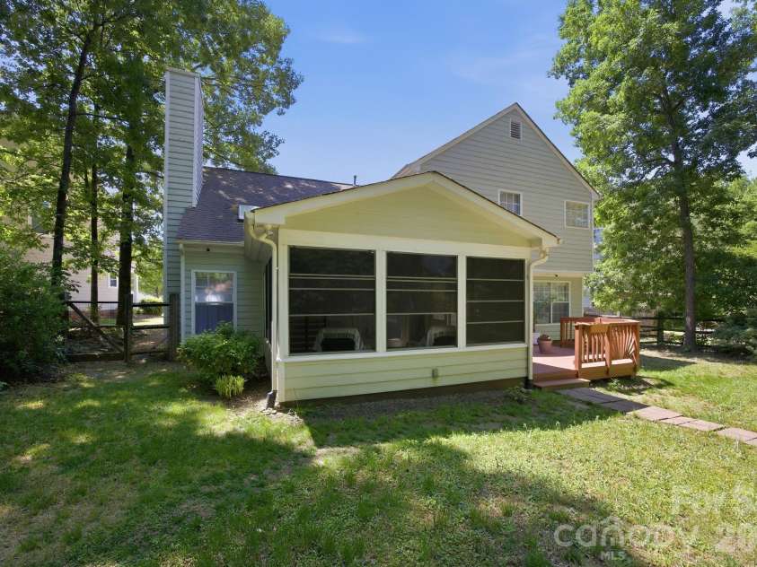 3514 Brooktree Lane, Indian Trail, NC 28079.  MLS# CAR4371815, YatesRealty ID 16683. 