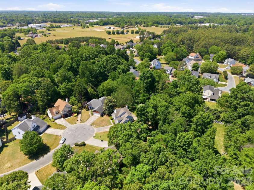 3514 Brooktree Lane, Indian Trail, NC 28079.  MLS# CAR4371815, YatesRealty ID 16683. 