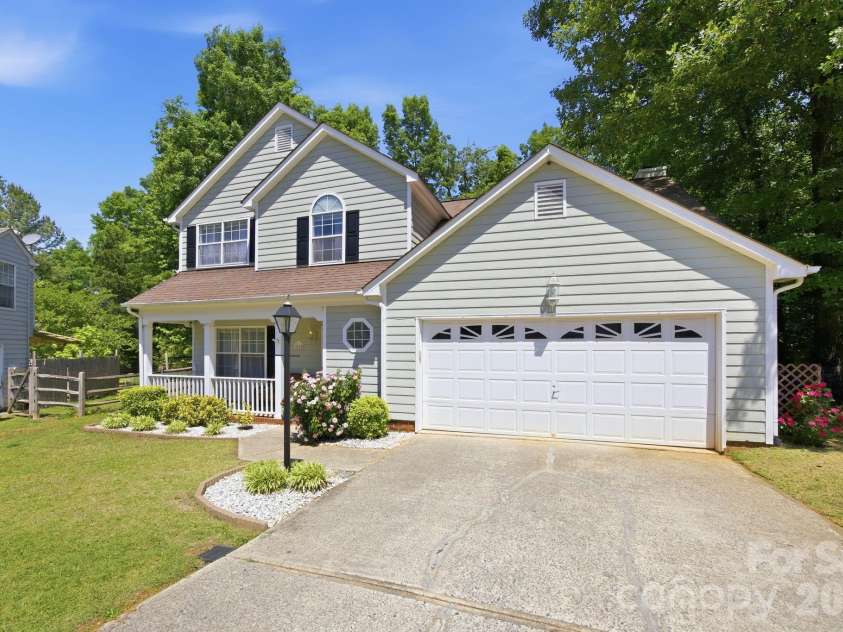 3514 Brooktree Lane, Indian Trail, NC 28079.  MLS# CAR4371815, YatesRealty ID 16683. 