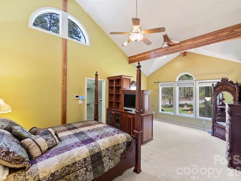 2005 Gathering Place, Kannapolis, NC 28081.  MLS# CAR4365757, YatesRealty ID 16684. Primary Bedroom