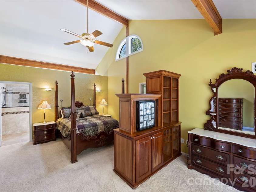 2005 Gathering Place, Kannapolis, NC 28081.  MLS# CAR4365757, YatesRealty ID 16684. Primary Bedroom