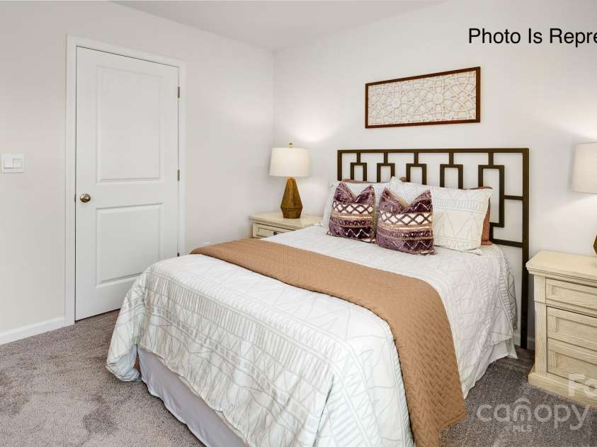 131 Meadow View Drive, Statesville, NC 28677.  MLS# CAR4256121, YatesRealty ID 16686. Bedroom 4