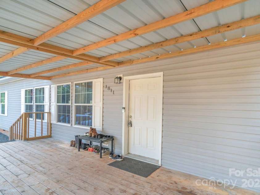 1811 Continental Drive, Albemarle, NC 28001.  MLS# CAR4260222, YatesRealty ID 16687. Front Porch
