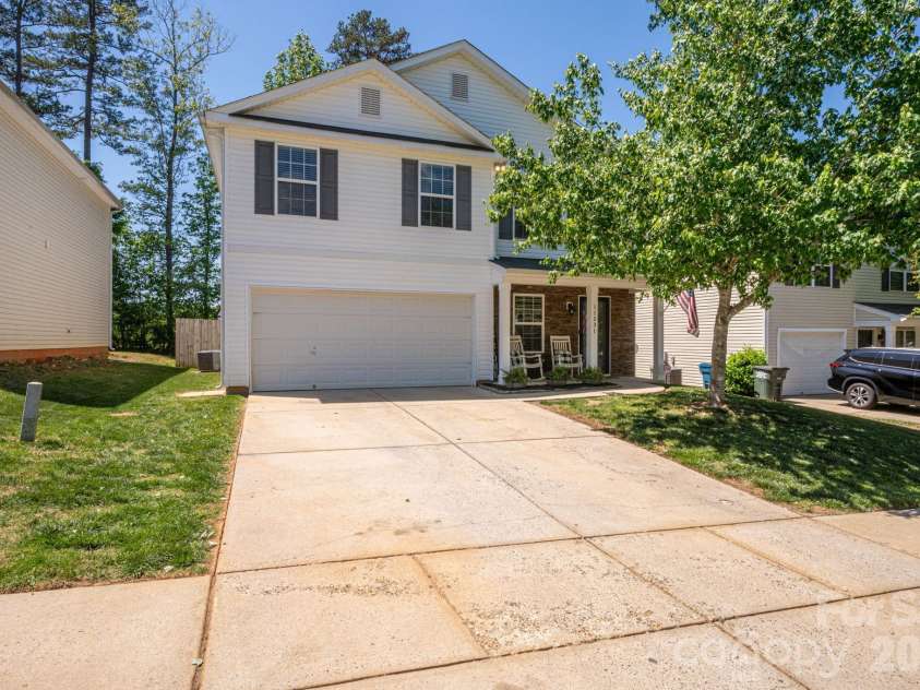 11531 Tribal Drive, Charlotte, NC 28214.  MLS# CAR4373105, YatesRealty ID 16688. 